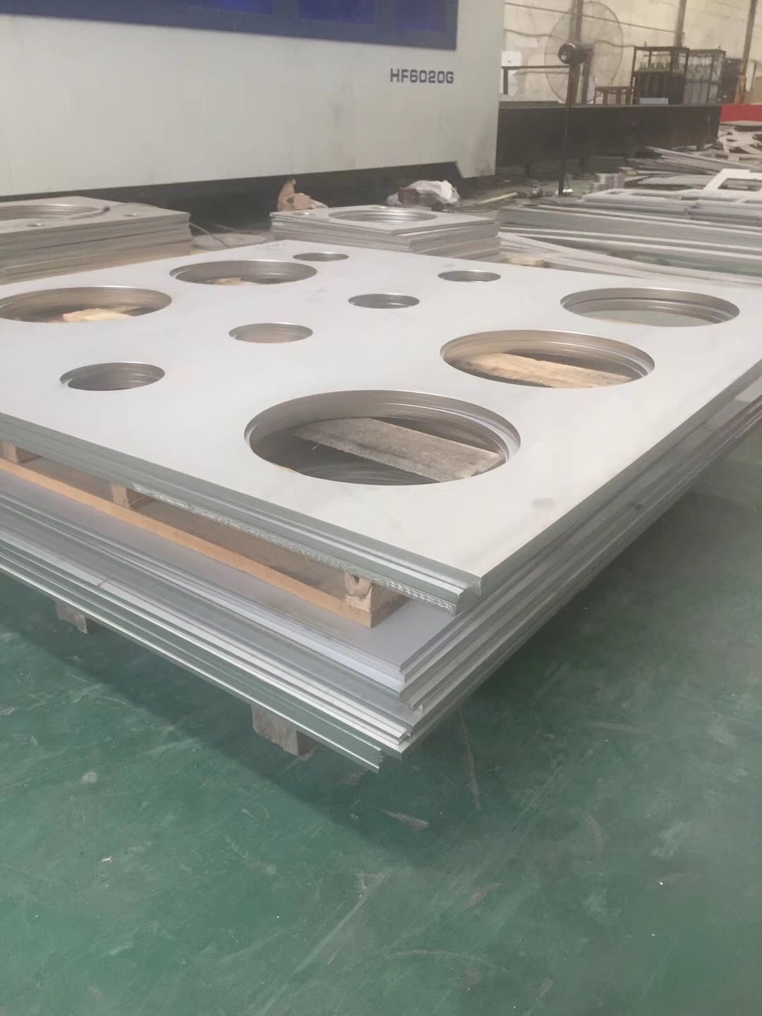 不銹鋼型材加工